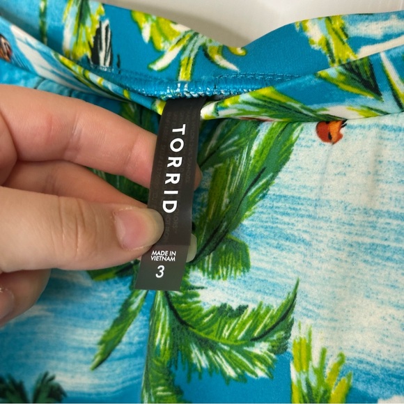 NWT Torrid Tiger Tropic Lightly Lined Mid Coverage Top + Swim Skirt Set 3X DD/F - Picture 13 of 14